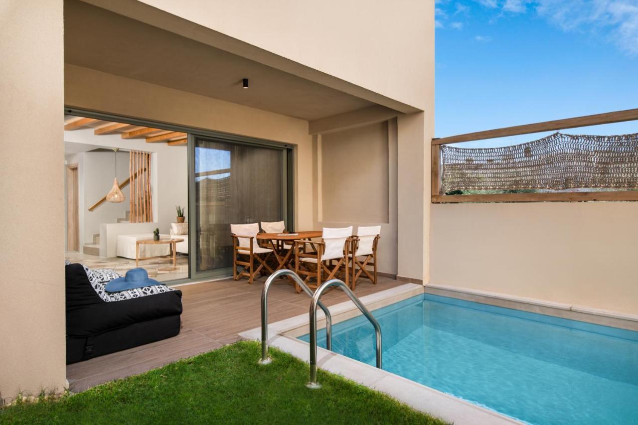 Villas Plumeria Palaiochora Exterior foto